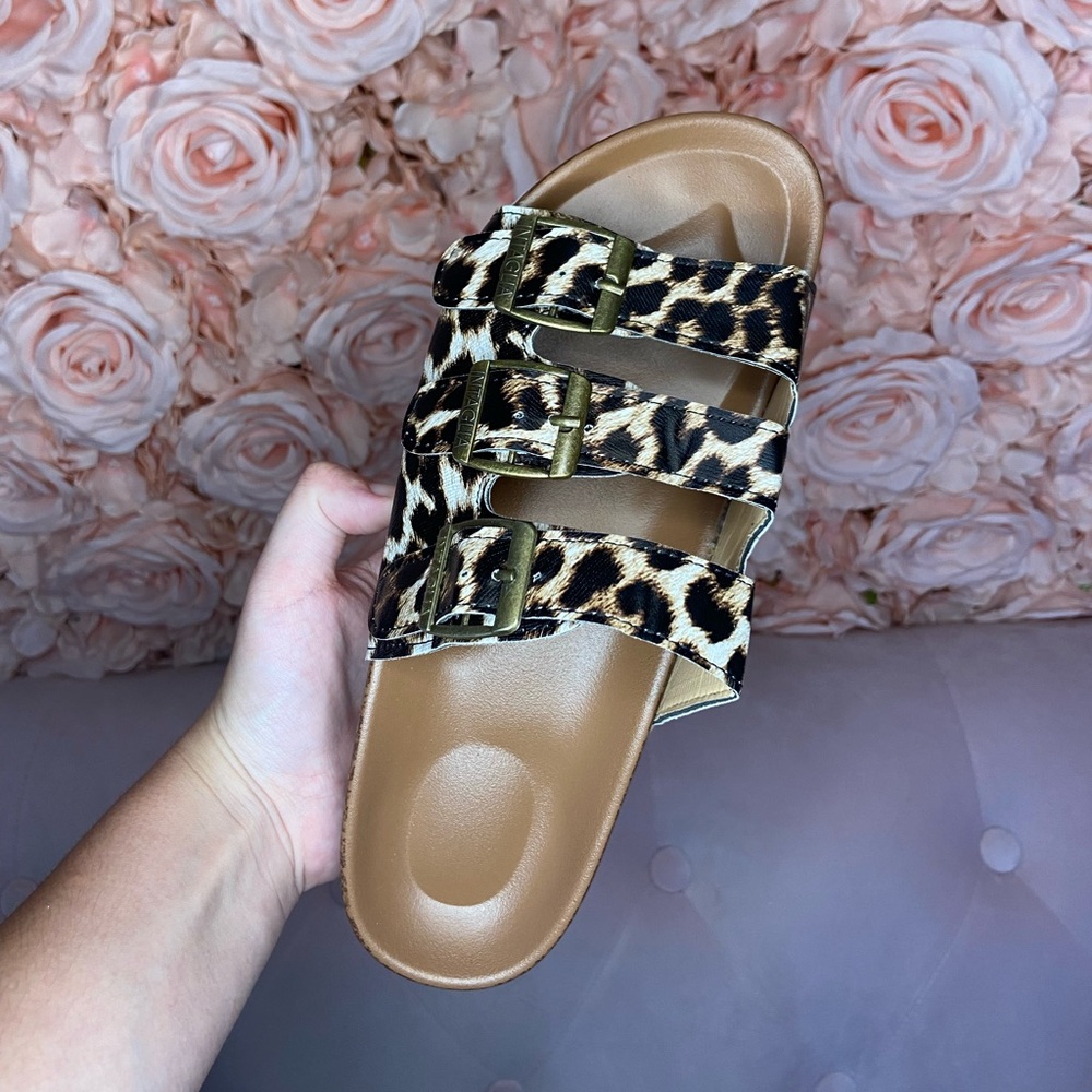 Cheetah buckle strap flat slides